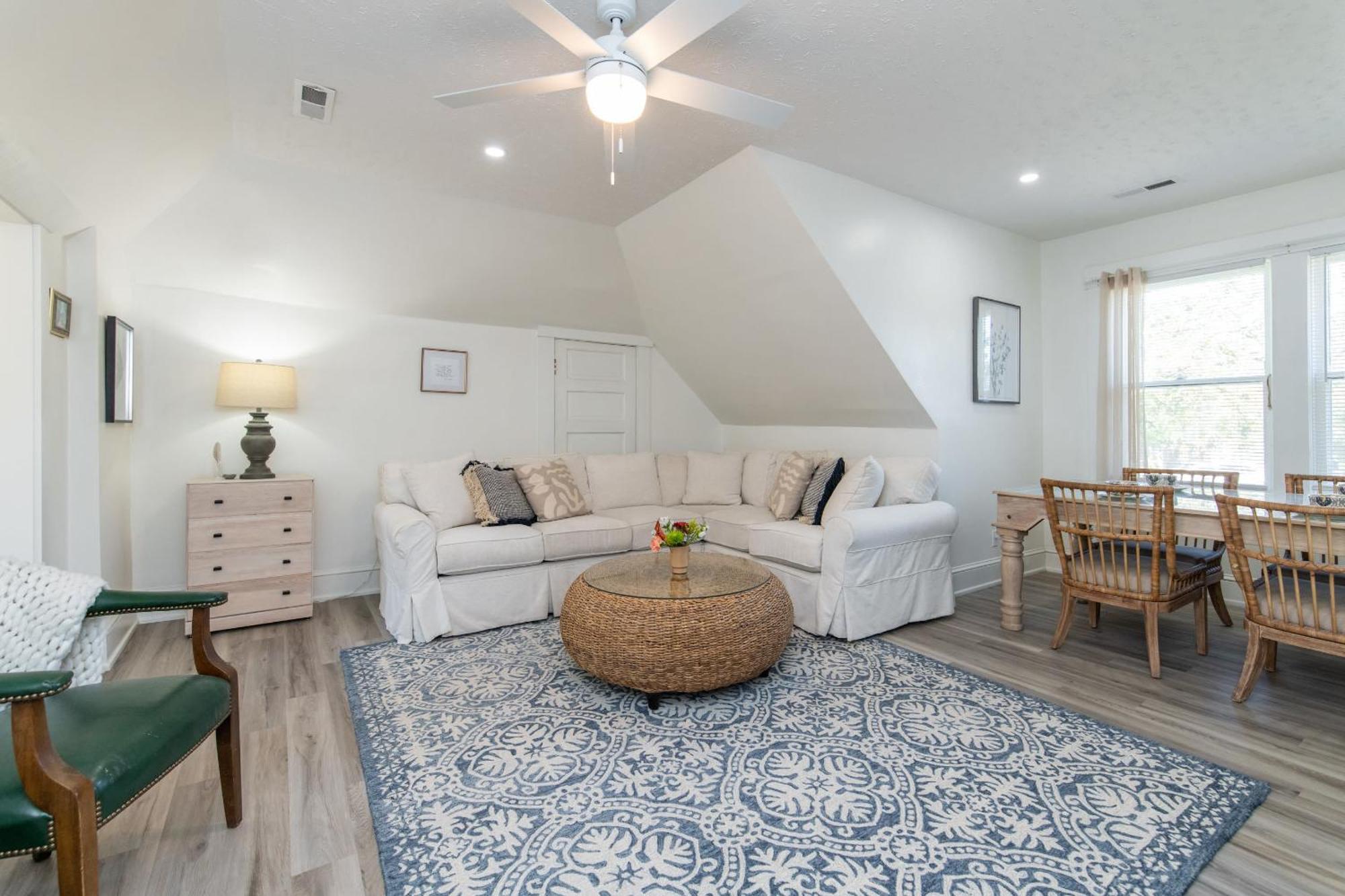 Loft On Capital - Ideally Located To Distilleries Frankfort Eksteriør billede